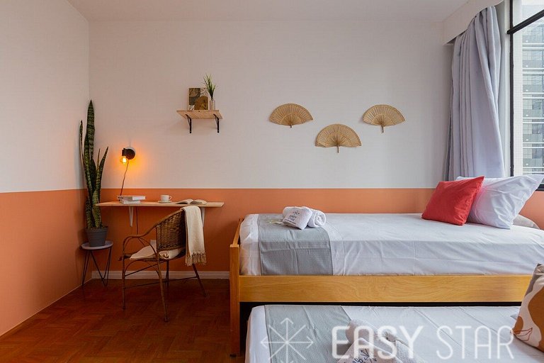 Apartamento 2 Quartos, Bem iluminado ao lado da Paulista