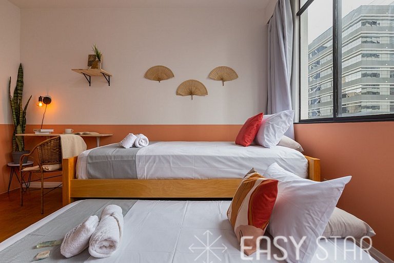 Apartamento 2 Quartos, Bem iluminado ao lado da Paulista