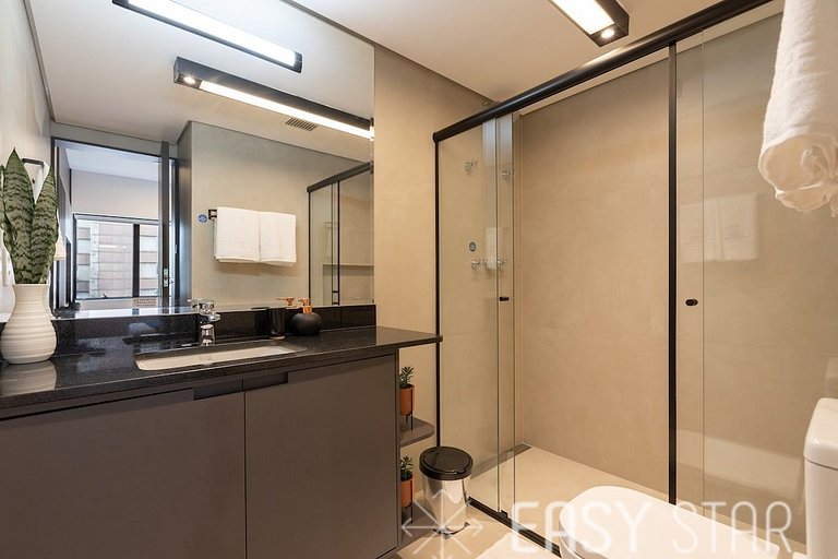 Easy Star - Flat gracioso ao lado da Berrini - PA01H