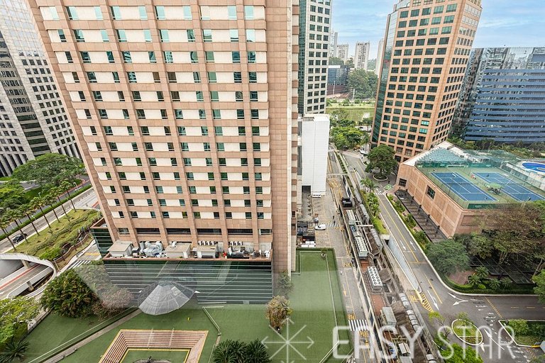 Easy Star - Flat gracioso ao lado da Berrini - PA01H