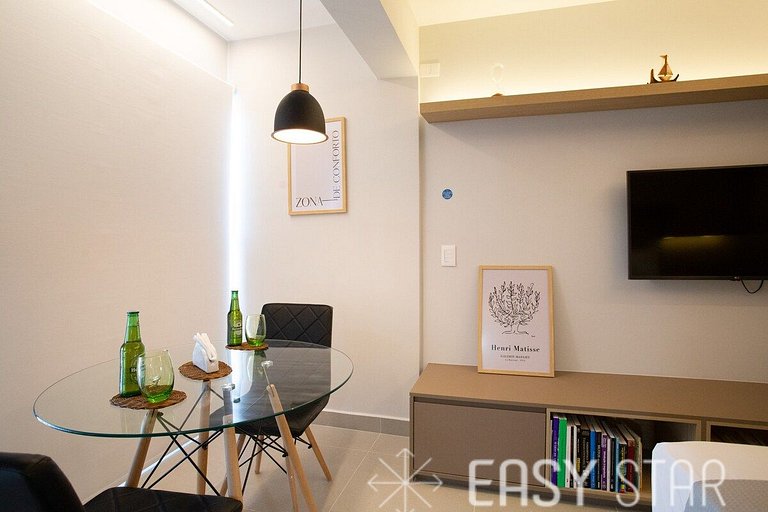 Easy Star - Lindo Studio proximo Metro Borba Gato - QI01H