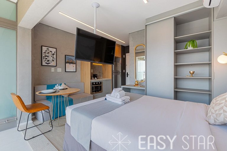 Easy Star - Lindo Studio ao lado do metrô em Moema - SQ01H