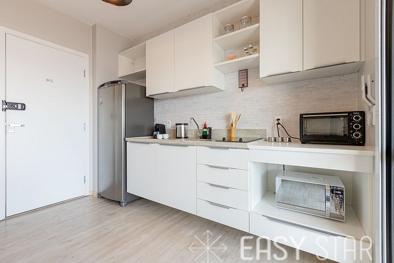 Easy Star - Studio vista livre no Campo Belo -- UO03H