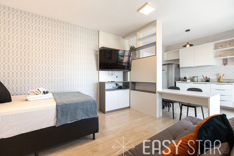 Easy Star - Studio vista livre no Campo Belo -- UO03H