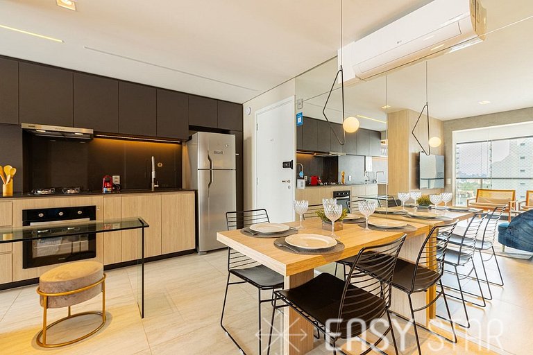 Luxuoso apartamento iluminado 2 quartos Pinheiros