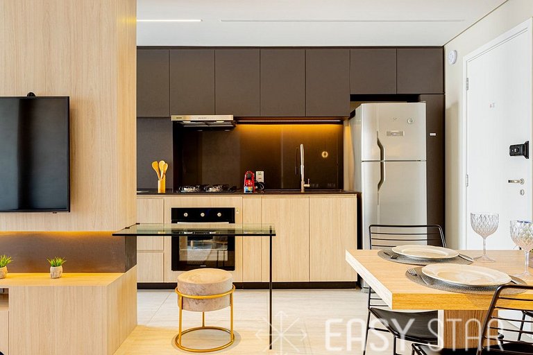 Luxuoso apartamento iluminado 2 quartos Pinheiros