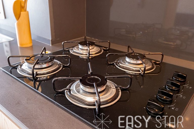 Luxuoso apartamento iluminado 2 quartos Pinheiros