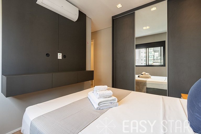 Luxuoso apartamento iluminado 2 quartos Pinheiros