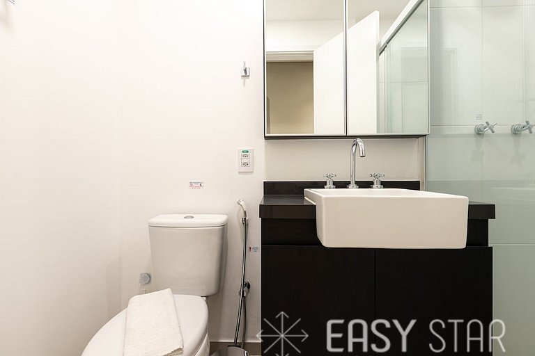 Luxuoso apartamento iluminado 2 quartos Pinheiros