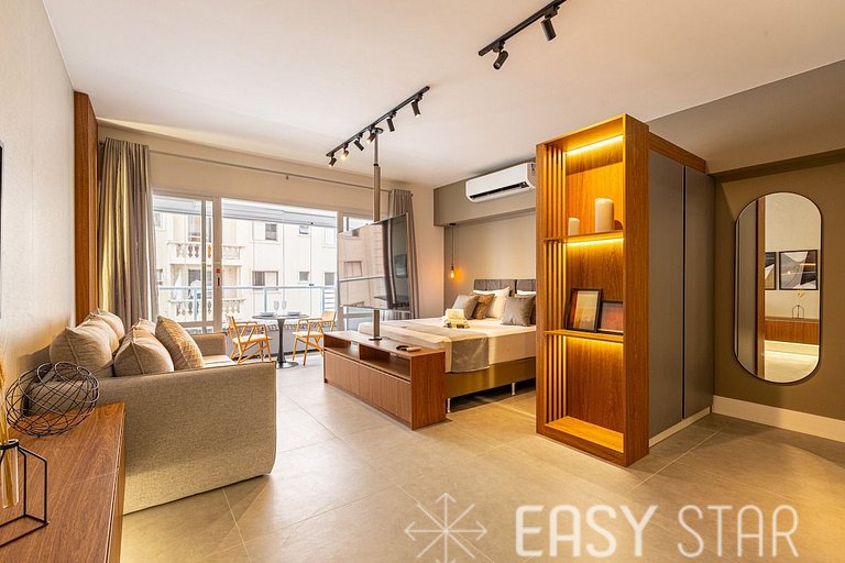 Easy Star - Lindo studio C/Vaga no Campo Belo - AH03I