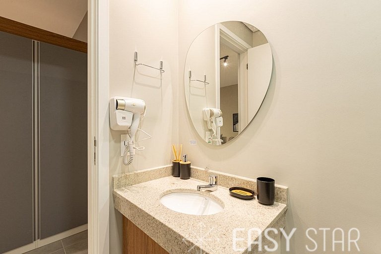 Easy Star - Lindo studio C/Vaga no Campo Belo - AH03I