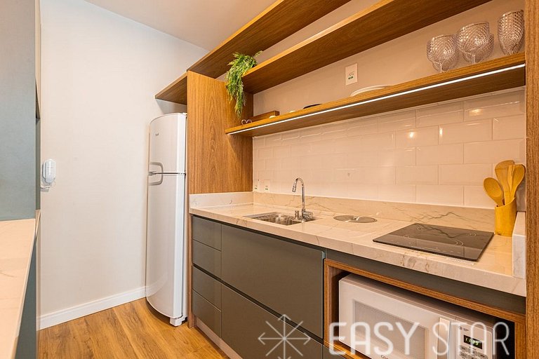 Easy Star - Studio sofisticado C/Vaga no Campo Belo - AH06I