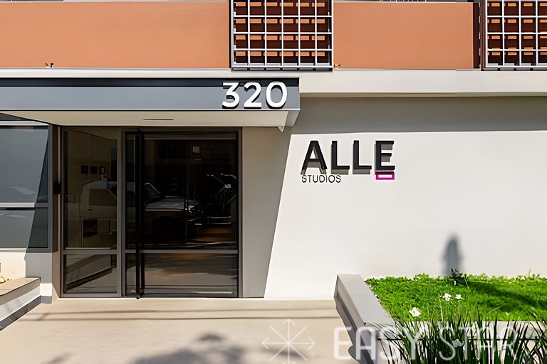 Easy Star - Lindo studio iluminado no Brooklin - FE01I