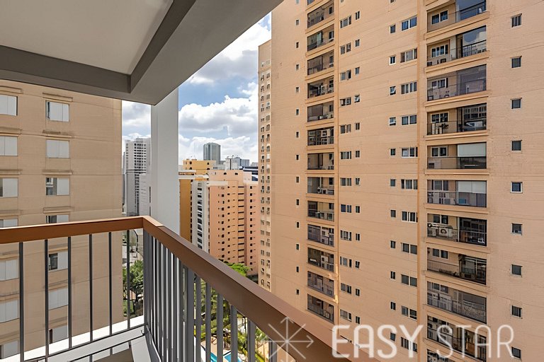 Easy Star - Studio iluminado no Novo Brooklin - FZ01I