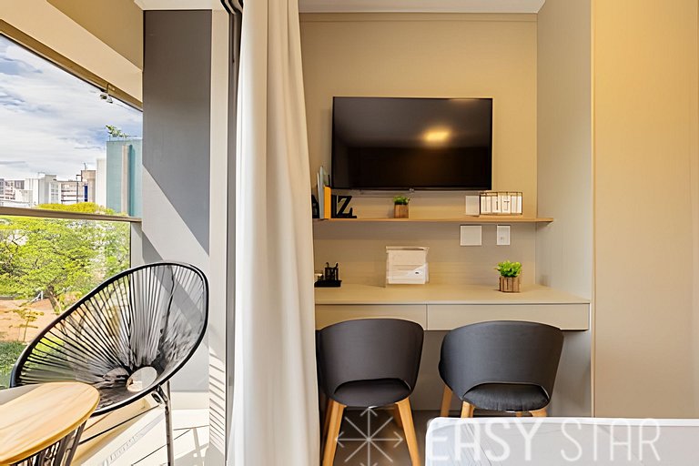 Easy Star - Belo studio bem decorado no Campo Belo - HB01I