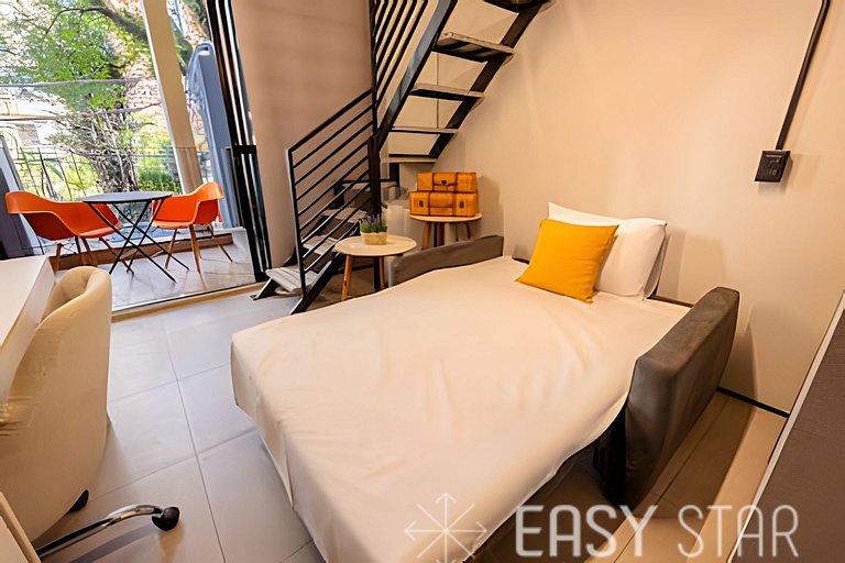 Easy Star - Studio contemporâneo com mezanino - JT01I