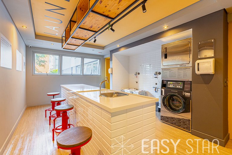Easy Star - Belo studio com varanda em Perdizes - KW01I