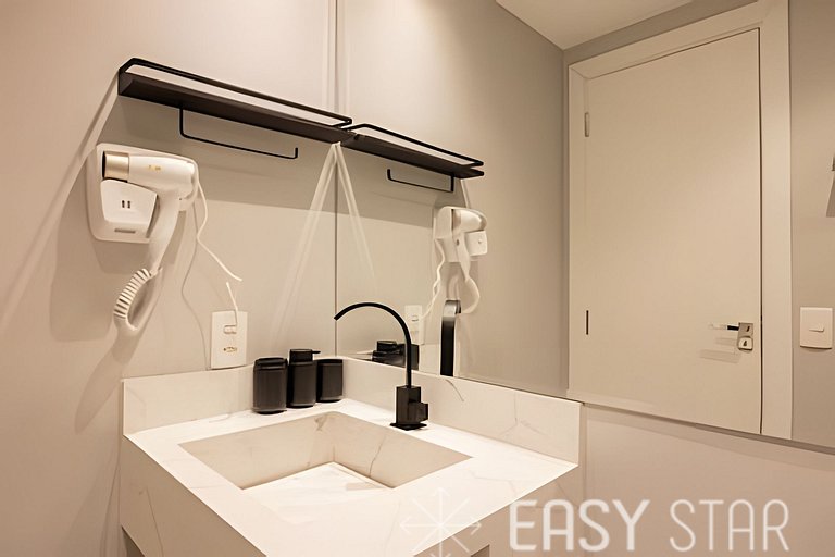 Easy Star - Charmoso apto de 1 quarto na Av. Santo Amaro - M