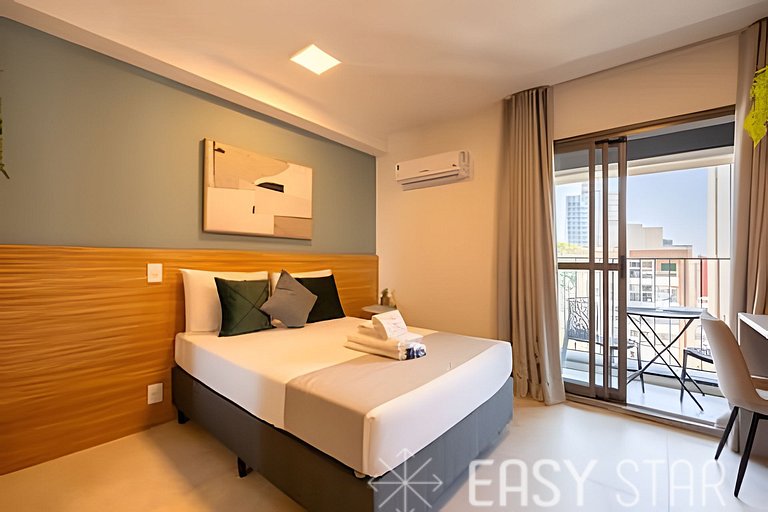 Easy Star - Belo studio com varanda na Sumaré - NM01I