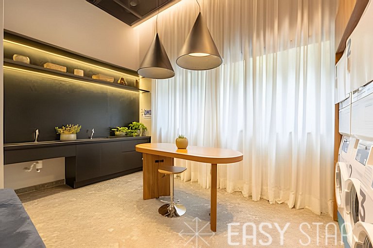 Easy Star - Studio próx linha lilás e consulado Americano -