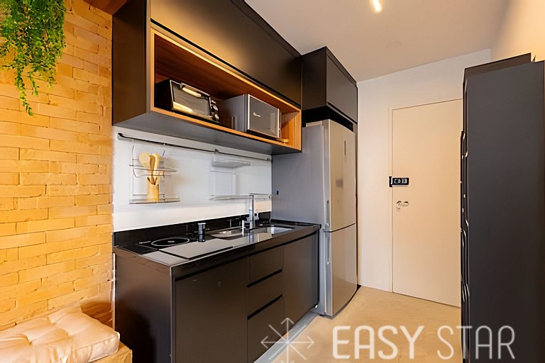 Easy Star - Belo studio C/varanda em Pinheiros - NT01I