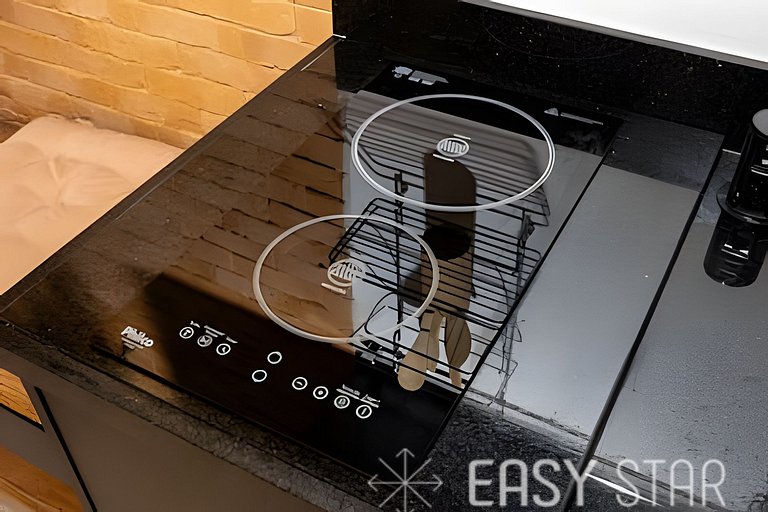 Easy Star - Belo studio C/varanda em Pinheiros - NT01I