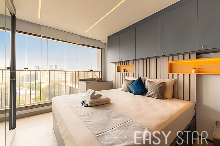 Easy Star - Belo studio com cama King ao lado da Oscar Freir