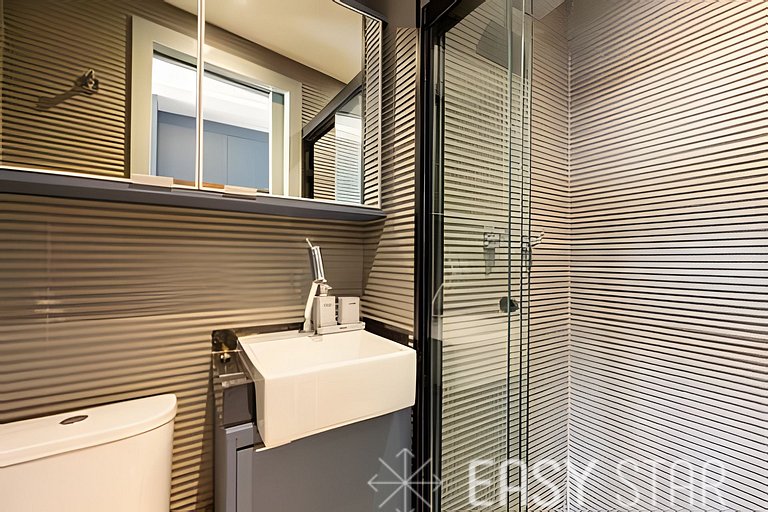 Easy Star - Belo studio com cama King ao lado da Oscar Freir