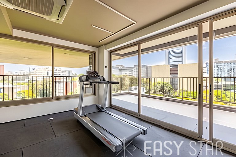 Easy Star - Belo studio com cama King ao lado da Oscar Freir