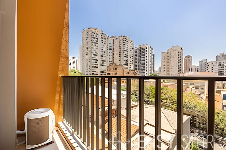 Charming studio with mezzanine next to Allianz