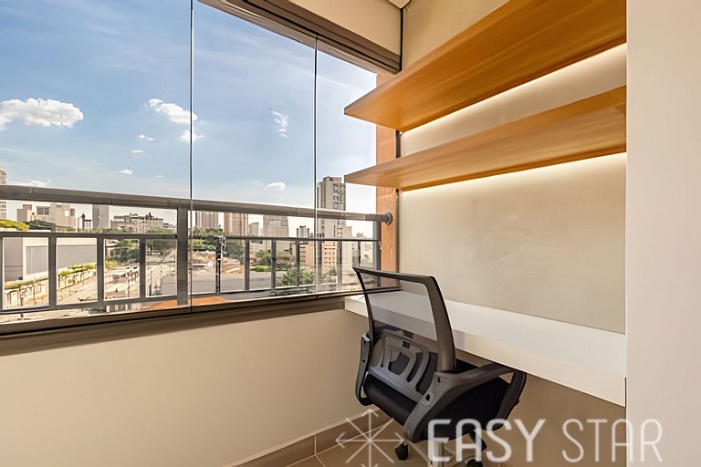 Easy Star - Lindo Studio ao lado do metrô Borba Gato - PQ01I