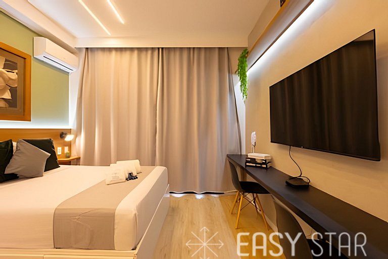 Easy Star - Lindo Studio ao lado do metrô Borba Gato - PQ01I