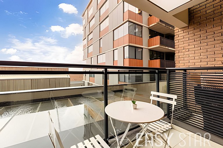 Easy Star - Belo apto C/ vaga, varanda e 2 dorms em Perdizes