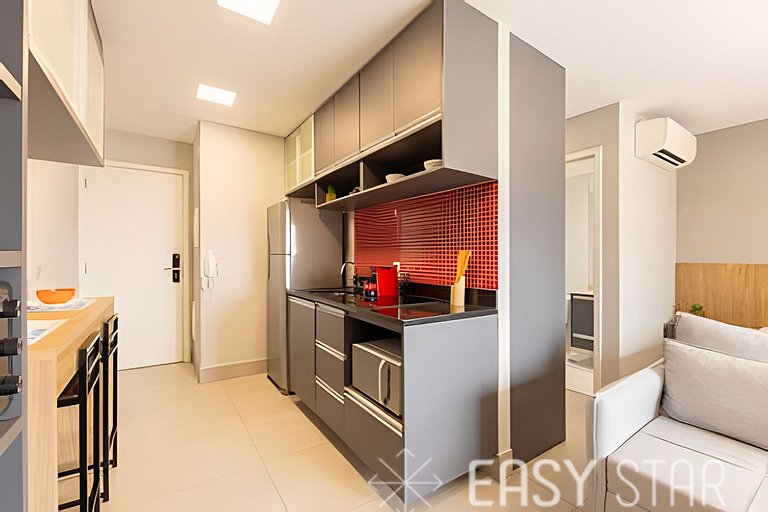 Easy Star - Belo studio C/Vaga ao lado da estação Campo Belo