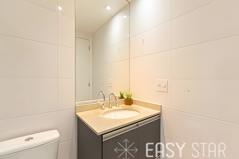 Easy Star - Belo studio C/Vaga ao lado da estação Campo Belo