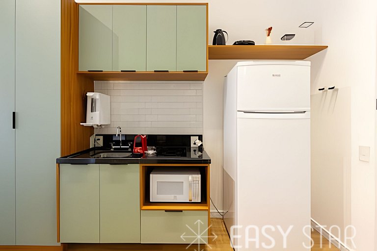 Easy Star - Lindo studio ao lado da Estação Brooklin - QW01I