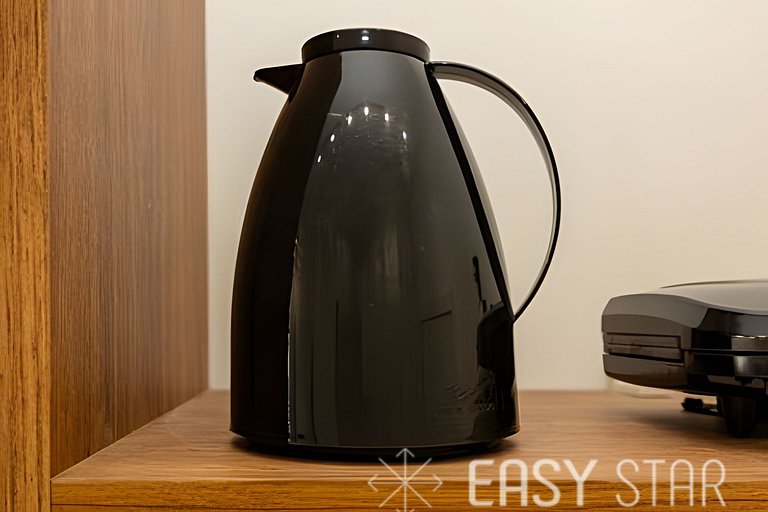 Easy Star - Lindo studio ao lado da Estação Brooklin - QW01I
