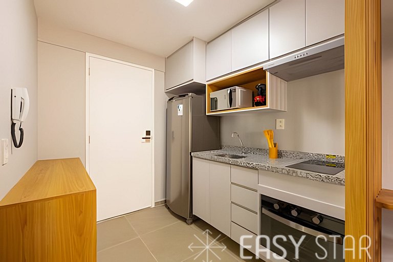 Easy Star - Lindo studio ao na avenida Vergueiro - RA03I