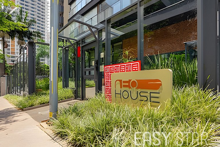 Easy Star - Lindo studio na Vieira de Morais - RH01I