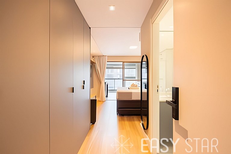 Easy Star – Beautiful studio with a queen bed in the heart o