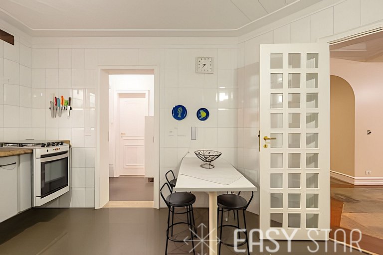 Easy Star - Charmoso apto C/ 2 vagas e 3 quartos em Enseada