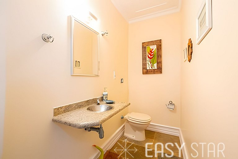 Easy Star - Charmoso apto C/ 2 vagas e 3 quartos em Enseada