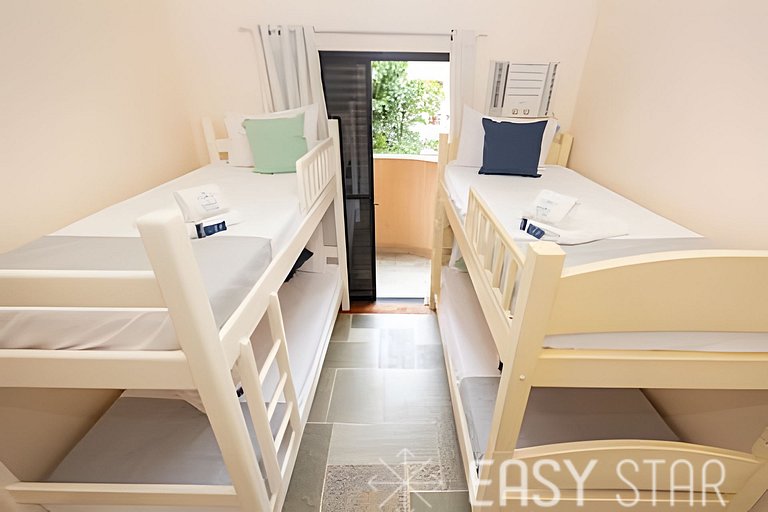 Easy Star - Charmoso apto C/ 2 vagas e 3 quartos em Enseada