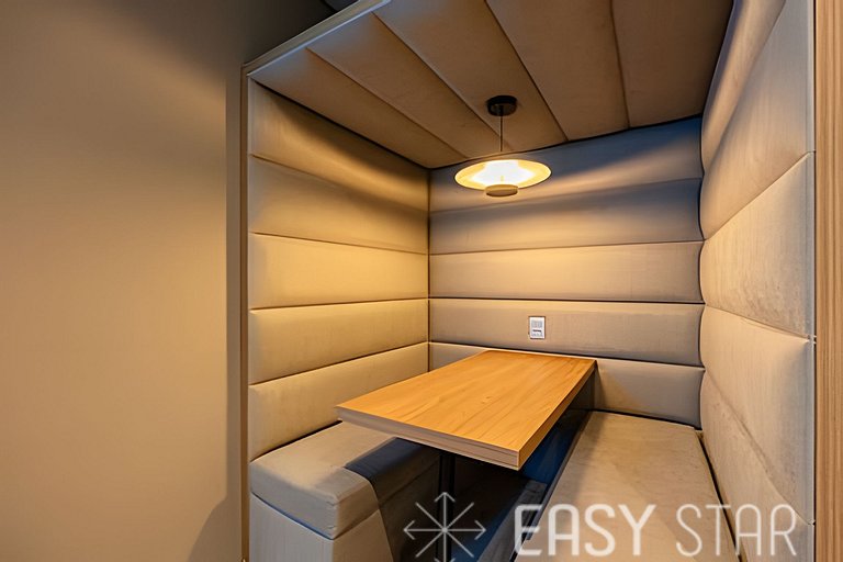 Easy Star - Lindo studio ao lado da estação Paraiso - TP01I