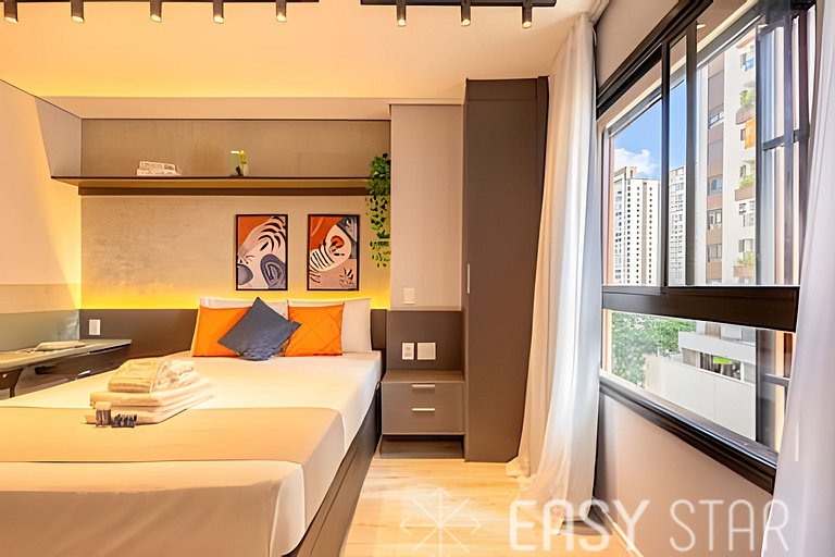 Easy Star - Lindo studio ao lado da Roque Petroni - UB01I