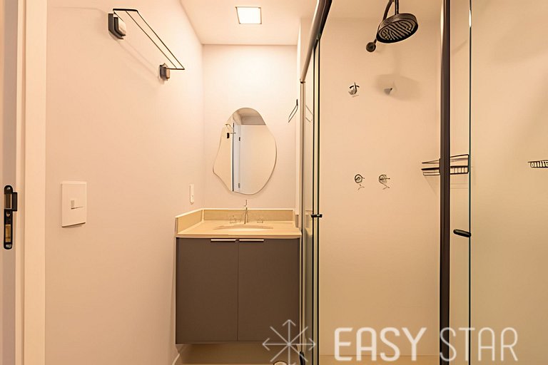 Easy Star - Lindo studio ao lado da Roque Petroni - UB01I