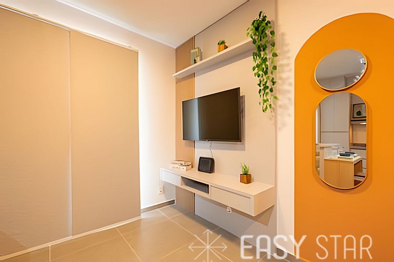 Easy Star - Compacto studio ao lado da Vergueiro - UH01I