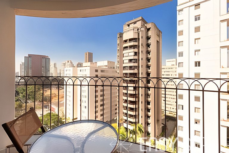 Belo apto no coração do Itaim Bibi