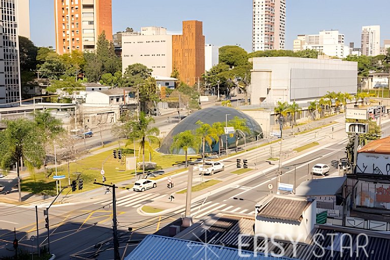 Hermoso Estudio cerca de la Estación Borba Gato