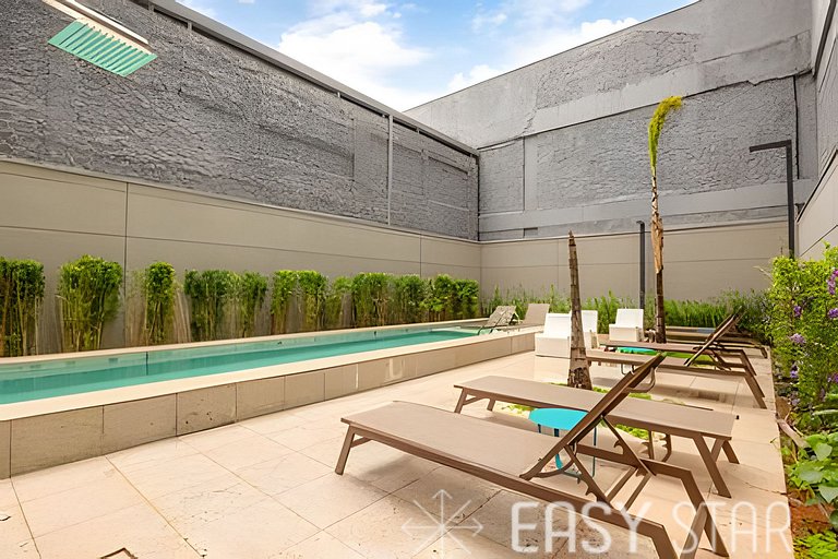 Aconchegante studio ao lado da Faria Lima